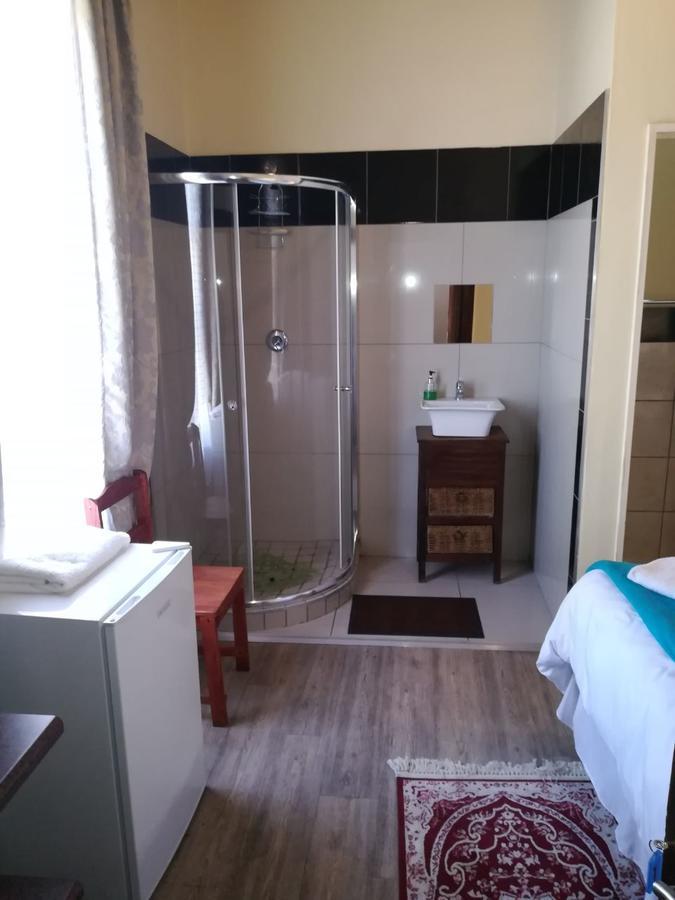 White House Lodge On Main Beaufort West Exteriör bild