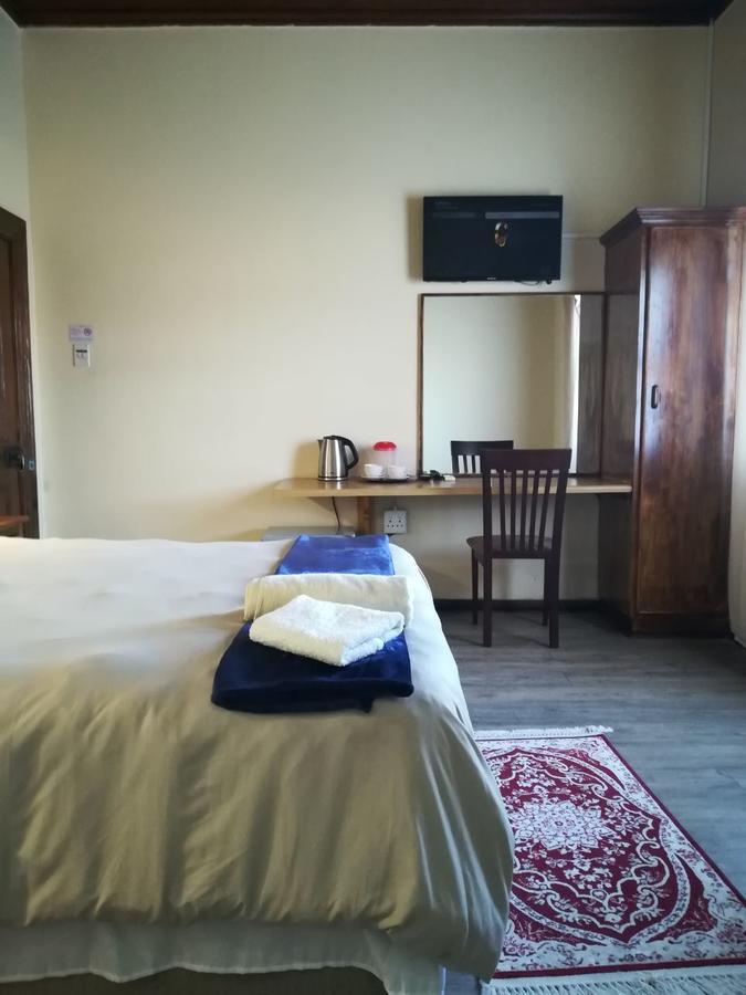 White House Lodge On Main Beaufort West Exteriör bild