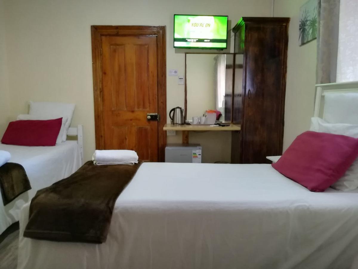 White House Lodge On Main Beaufort West Exteriör bild