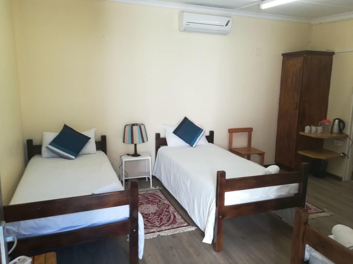 White House Lodge On Main Beaufort West Exteriör bild