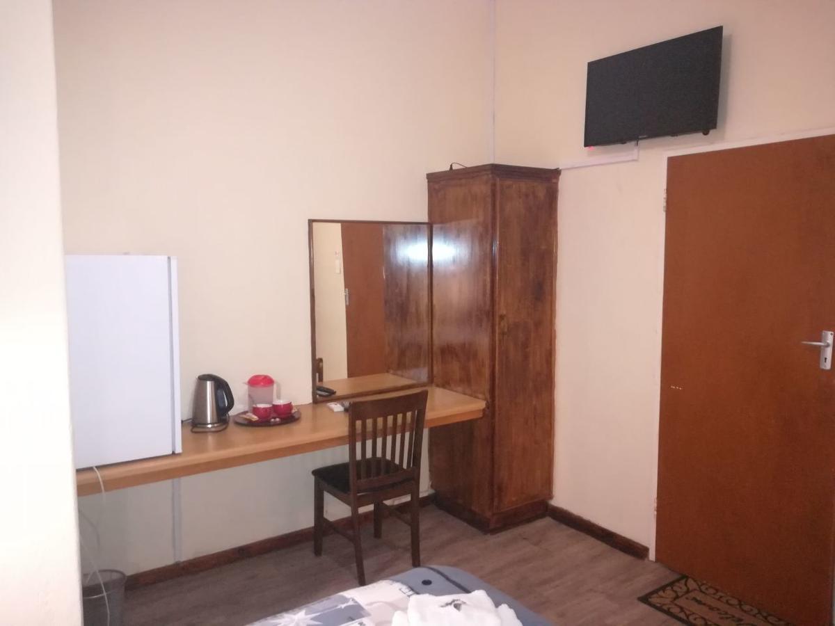 White House Lodge On Main Beaufort West Exteriör bild