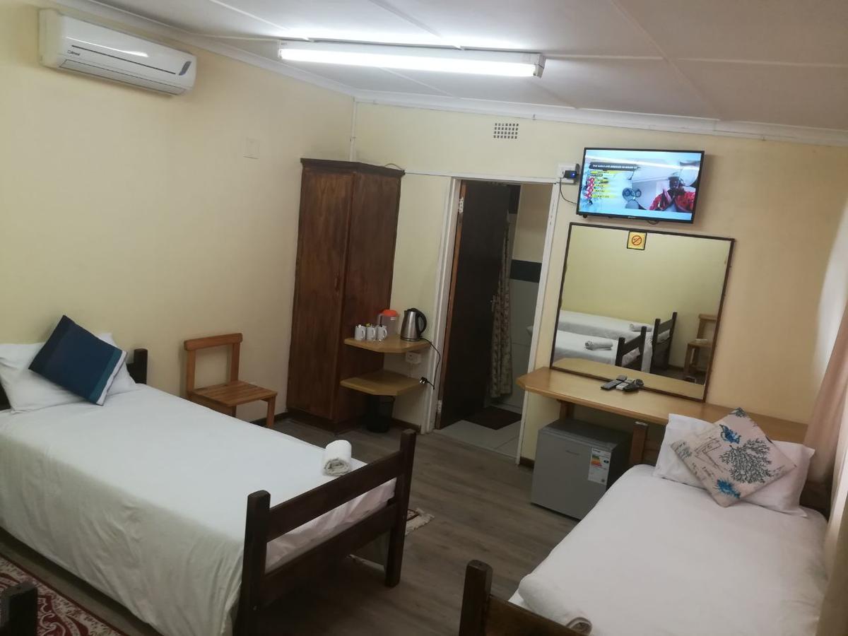 White House Lodge On Main Beaufort West Exteriör bild