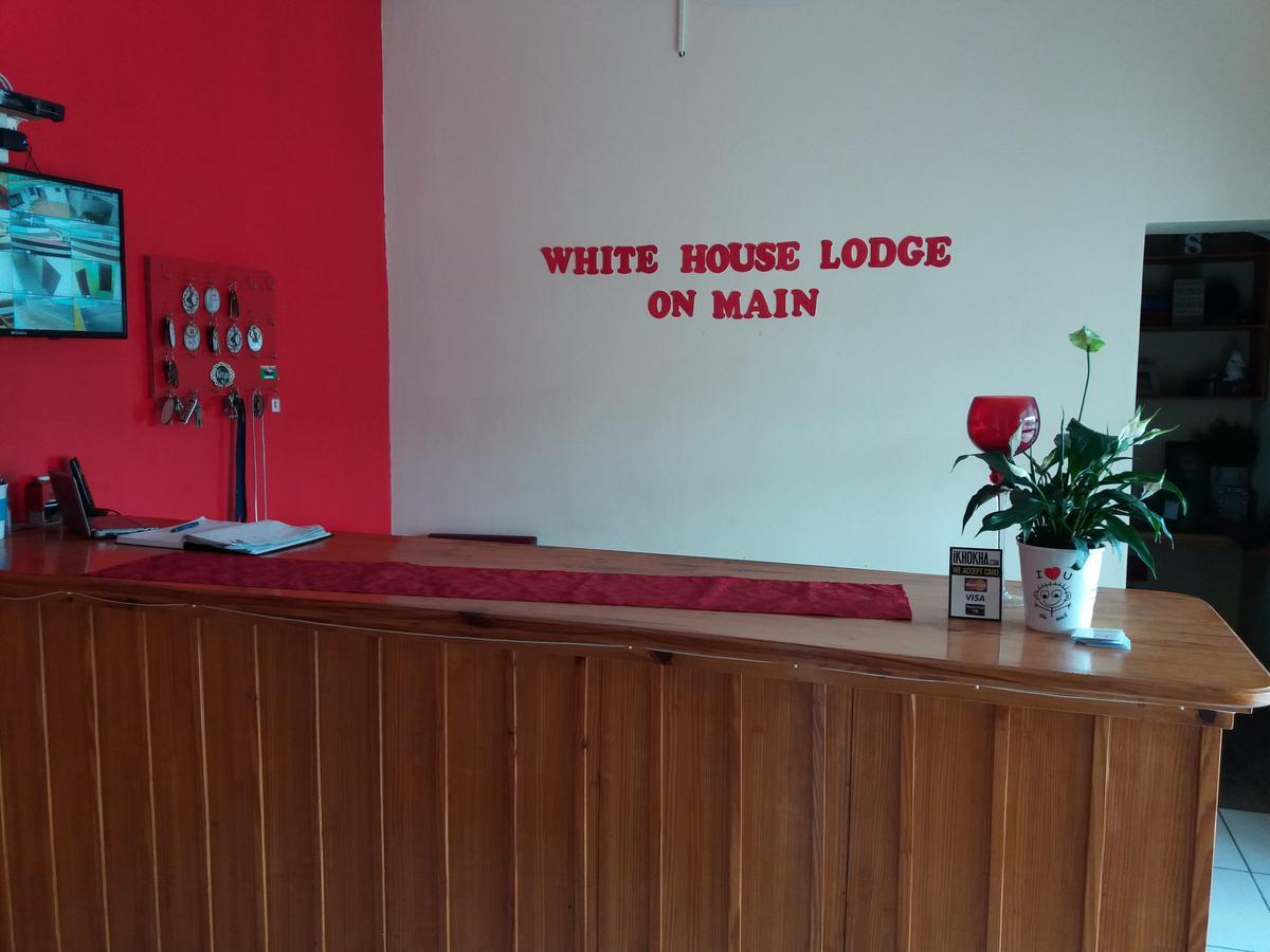 White House Lodge On Main Beaufort West Exteriör bild